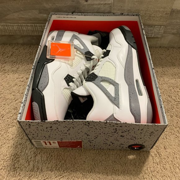Air Jordan 4 Retro Cement main image 8